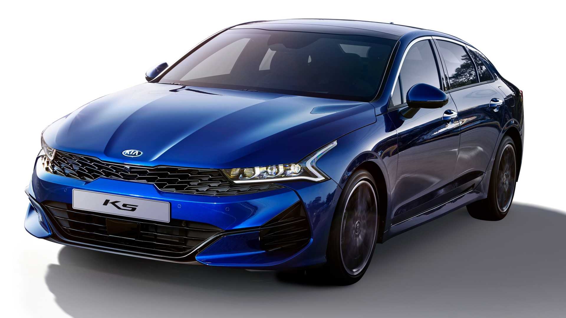 New Kia K5 Photos Prices And Specs In UAE